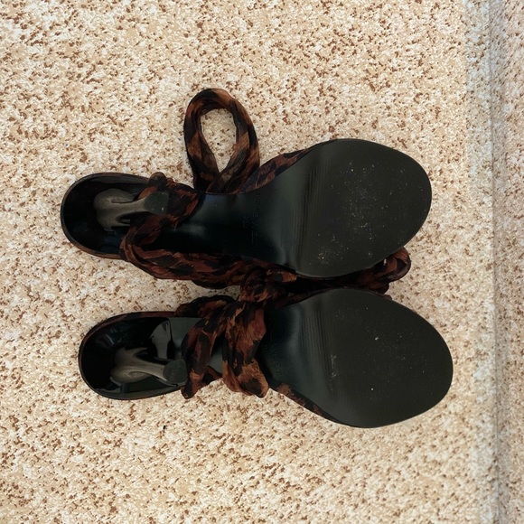 Nine West Lace-up Leopard-Print Sandals Size 91/2 - Picture 10 of 10